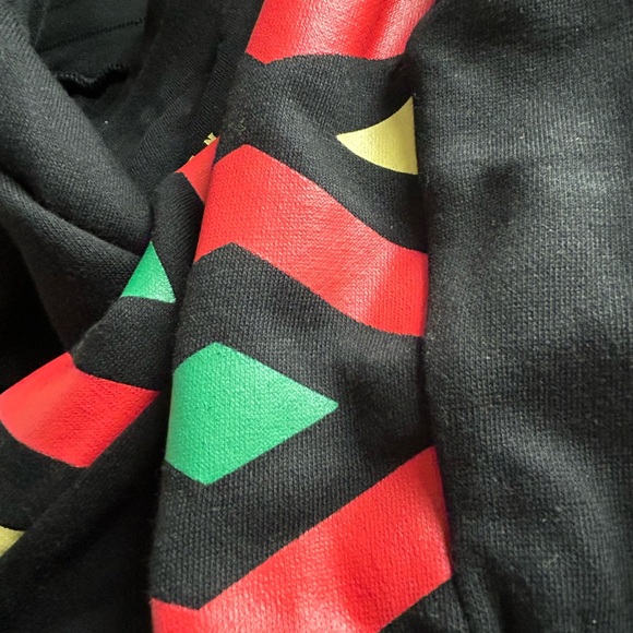 NWT MARVEL Wakanda Forever
Sweatpants/joggers Mens size Medium
Drawstring waist - Picture 10 of 11